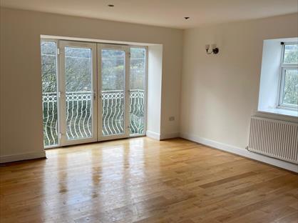 2 Bed Penthouse, The Old Museum, HX3