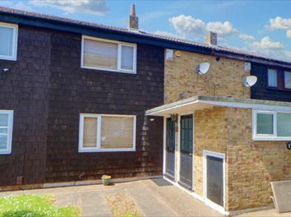 2 Bed Terraced House, Little Pynchons, CM18