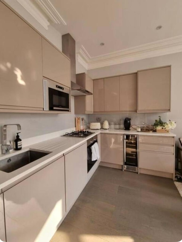 London 1 Bed Flat, Twyford Avenue, W3 To Rent Now for £1,800.00 p/m