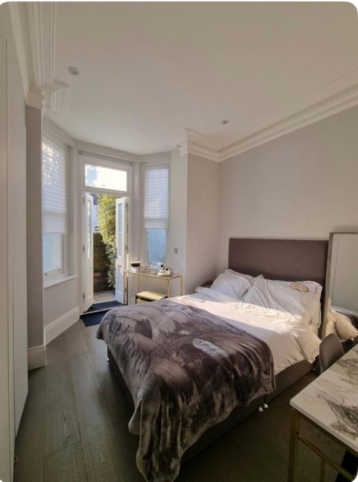 London 1 Bed Flat, Twyford Avenue, W3 To Rent Now for £1,800.00 p/m