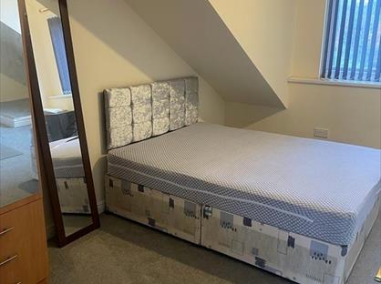 Studio Flat, Tong Road, LS12