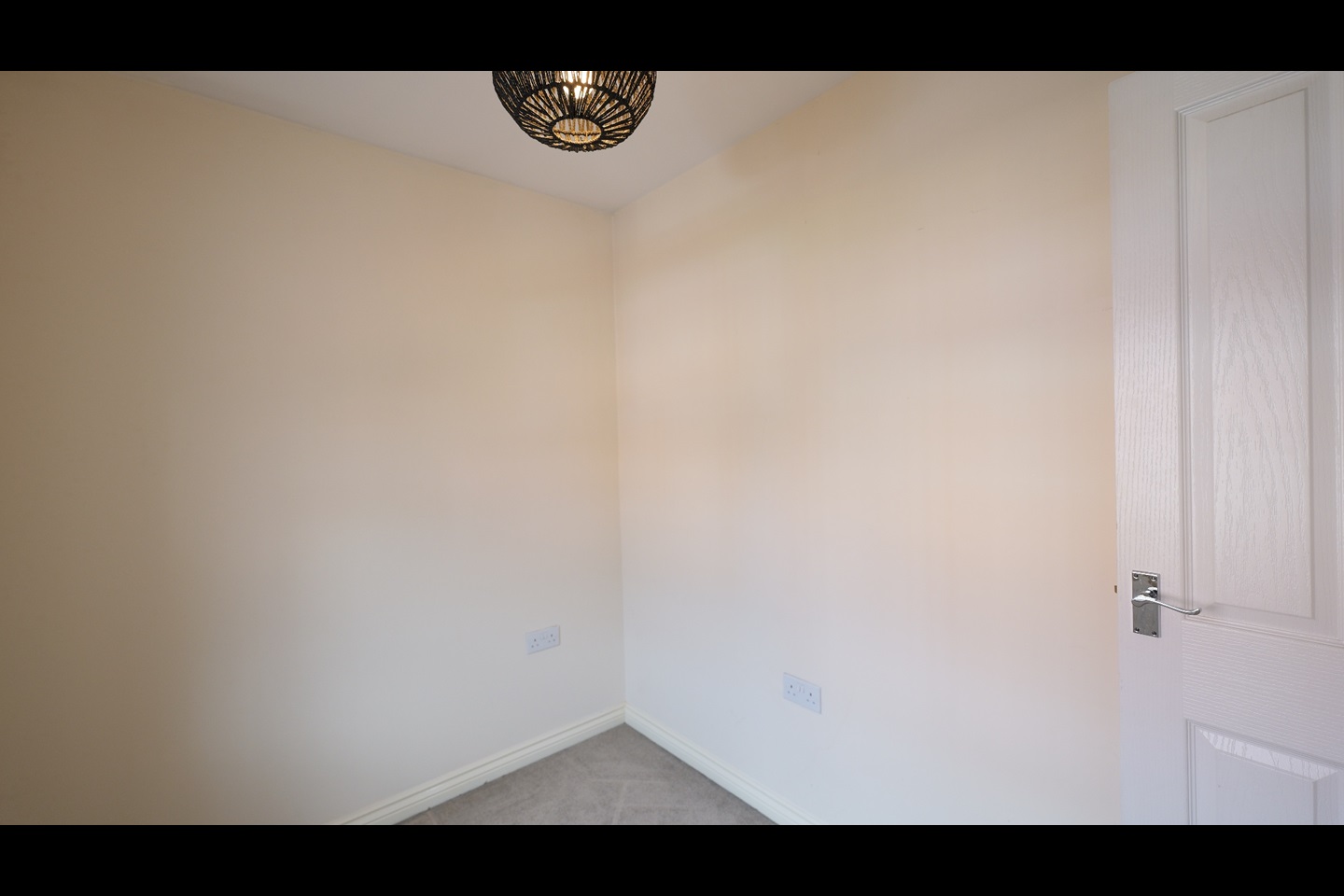 Dudley 3 Bed SemiDetached House, Wellspring Gardens, DY2 To Rent