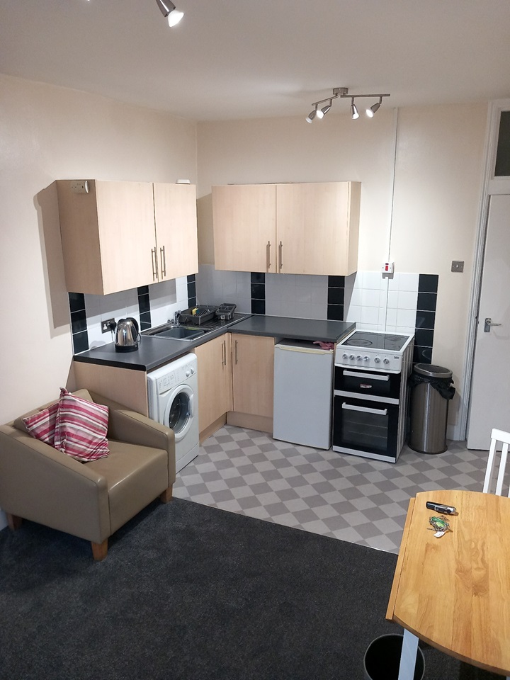 Wimbledon Studio Flat, Hartfield Road, SW19 To Rent Now for £999.00 p/m