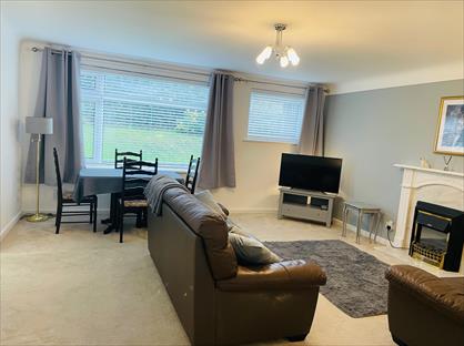 2 Bed Flat, Bella Vista Court, L23