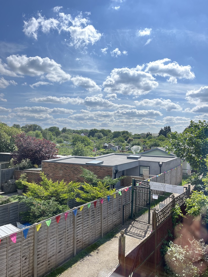 London 3 Bed Detached House, The Lodge Merton Mansions, SW20 To