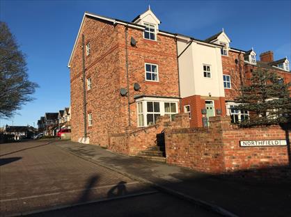 2 Bed Flat, Marton Road, YO16