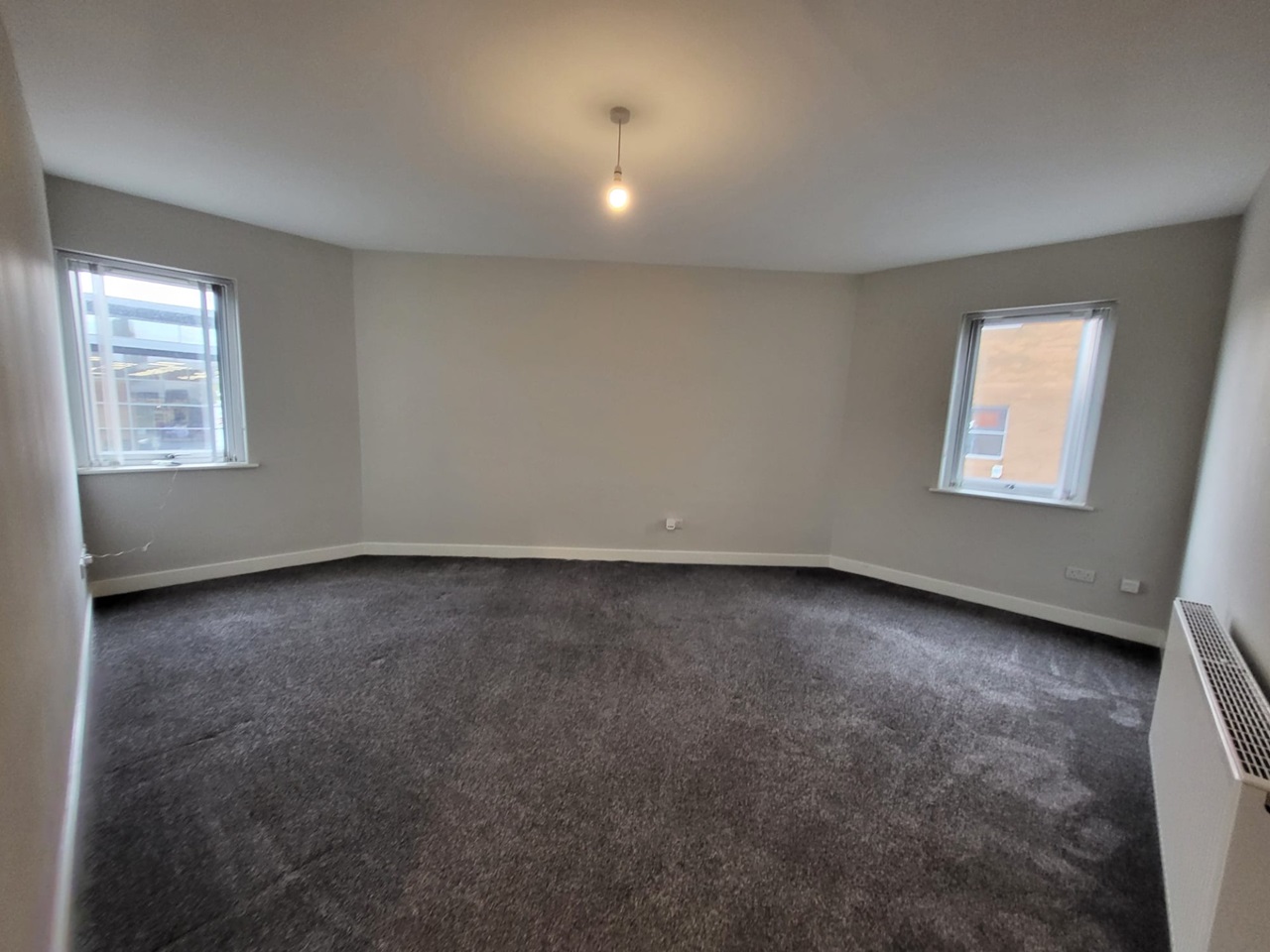 Rotherham - 1 Bed Flat, Henry Court, S65 - To Rent Now for £625.00 p/m