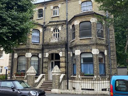 2 Bed Flat, Wilbury Road, BN3