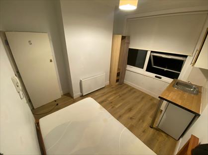 Room in a Shared House, Norbury Crescent, SW16