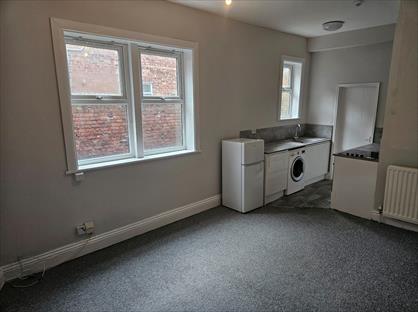 1 Bed Flat, Southend Avenue, DL3