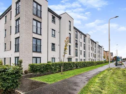 2 Bed Flat, South Gyle Broadway, EH12