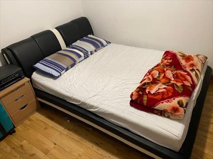 Room in a Shared House, Newbury Park, IG2