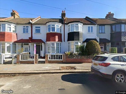 3 Bed Terraced House, Dalmeny Avenue, SW16