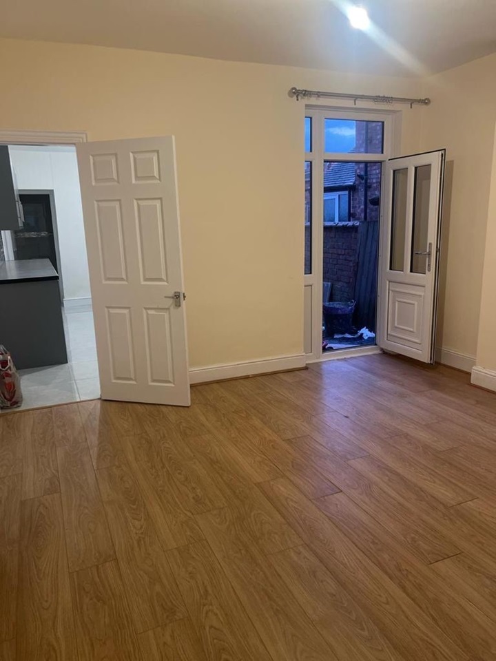 Nuneaton 3 Bed Terraced House, Norman Avenue, CV11 To Rent Now for