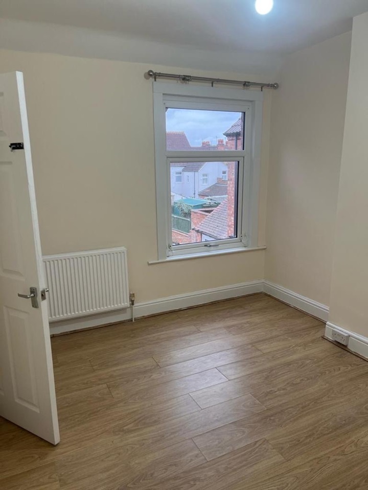 Nuneaton 3 Bed Terraced House, Norman Avenue, CV11 To Rent Now for