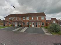 2 Bed Terraced House, Gleneagles Court, WF6