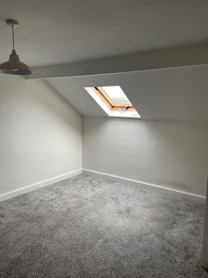 AshtonUnderLyne 2 Bed Terraced House, Ryecroft Street, OL7 To