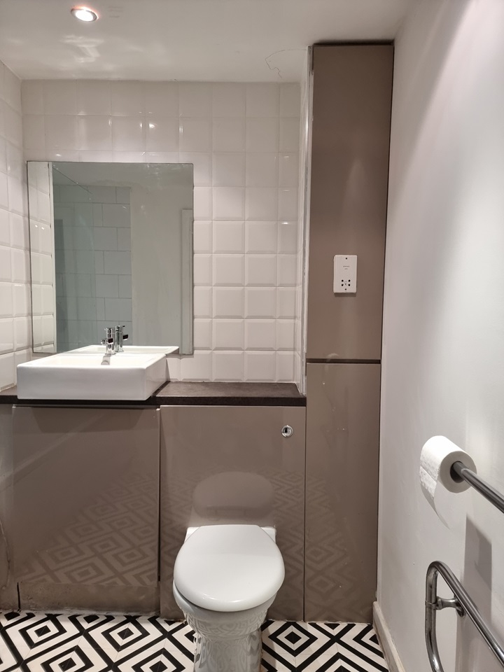 Additional image 3 of 2 Bed Flat, Cornish Square, S6, N1 7GU