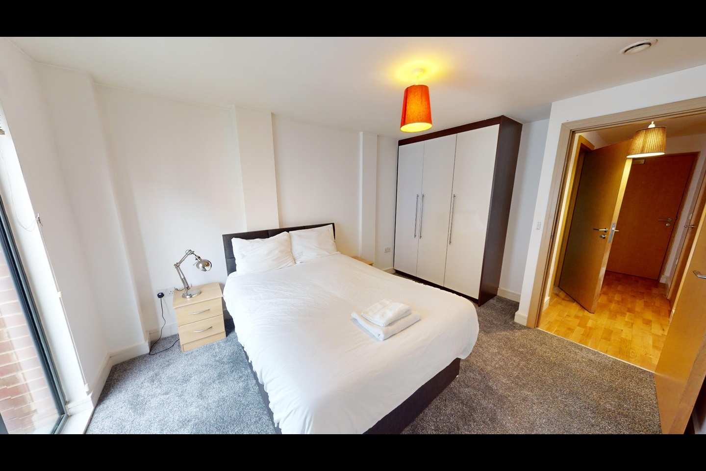 1 Bed Flat, Jugglers Yard, L3 photo 4