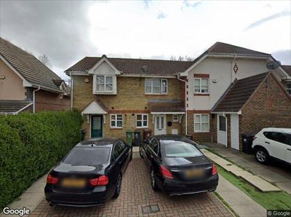 2 Bed Terraced House, Schooner Close, IG11