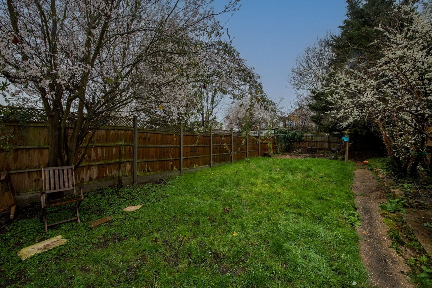 London Room in a Shared House, Heathdene Road, SW16 To Rent Now for