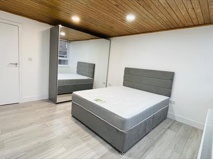 Room in a Shared House, Wembley, HA9