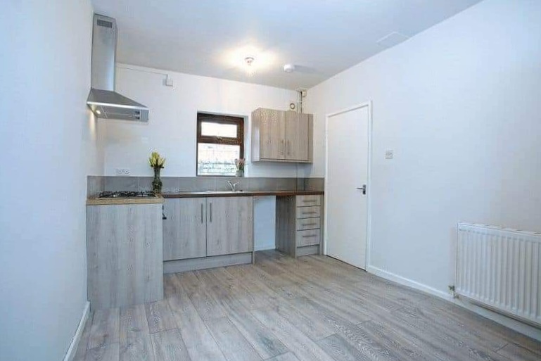 Warrington 1 Bed Flat, Winwick Road, WA2 To Rent Now for £550.00 p/m