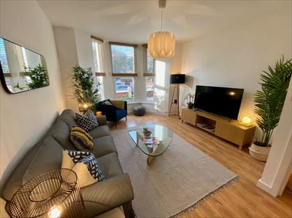 2 Bed Flat, Mersey Road, L23