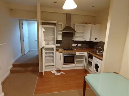 1 Bed Flat, The Oaks, M7
