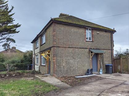3 Bed Semi-Detached House, Northern Avenue, N9