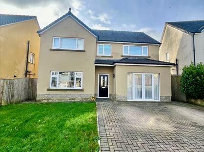 4 Bed Detached House, Coed Y Neuadd, SA31