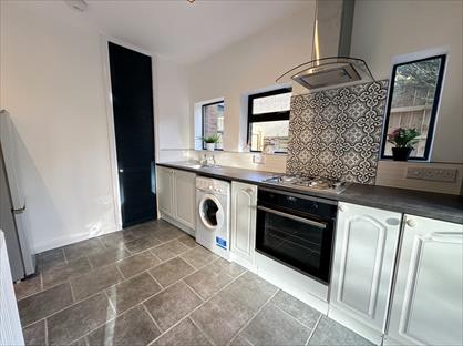 Studio Flat, Chesters Avenue, NE12