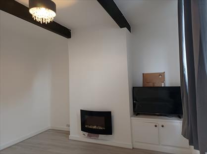 2 Bed Terraced House, Ainsworth Road, BL8