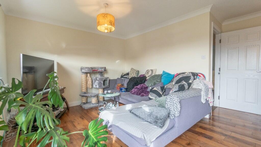 Glasgow Room in a Shared House, Ruchill Street, G20 To Rent Now for