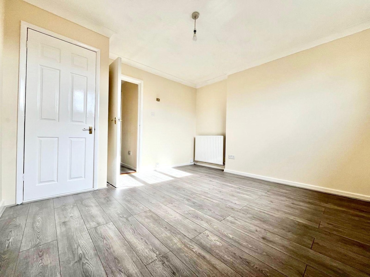 Gillingham Studio Flat, Randolph House, ME7 To Rent Now for £875.00 p/m