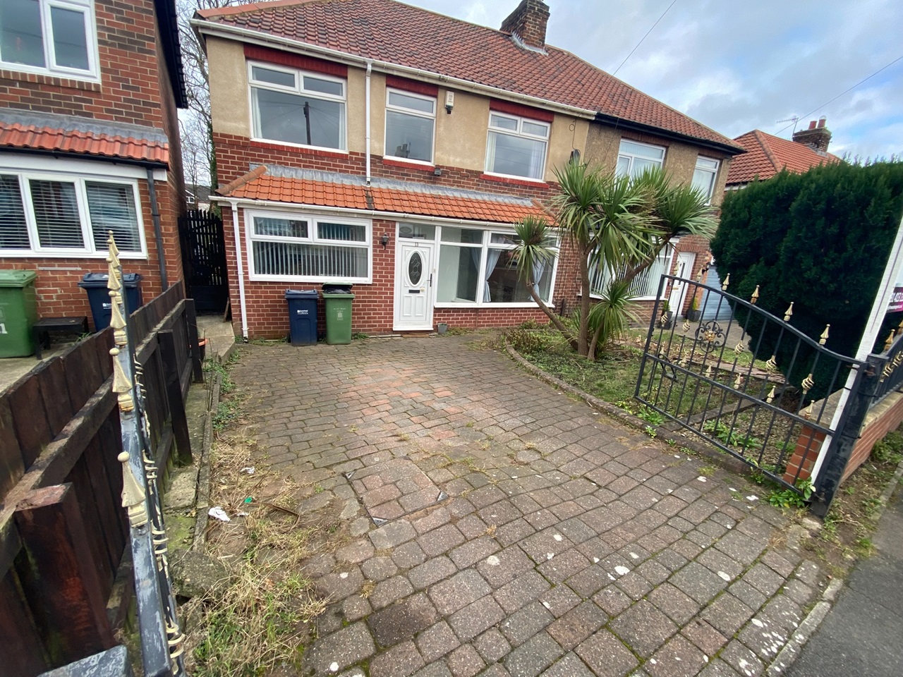 Gateshead 4 Bed SemiDetached House, Elsdon Gardens, NE11 To Rent