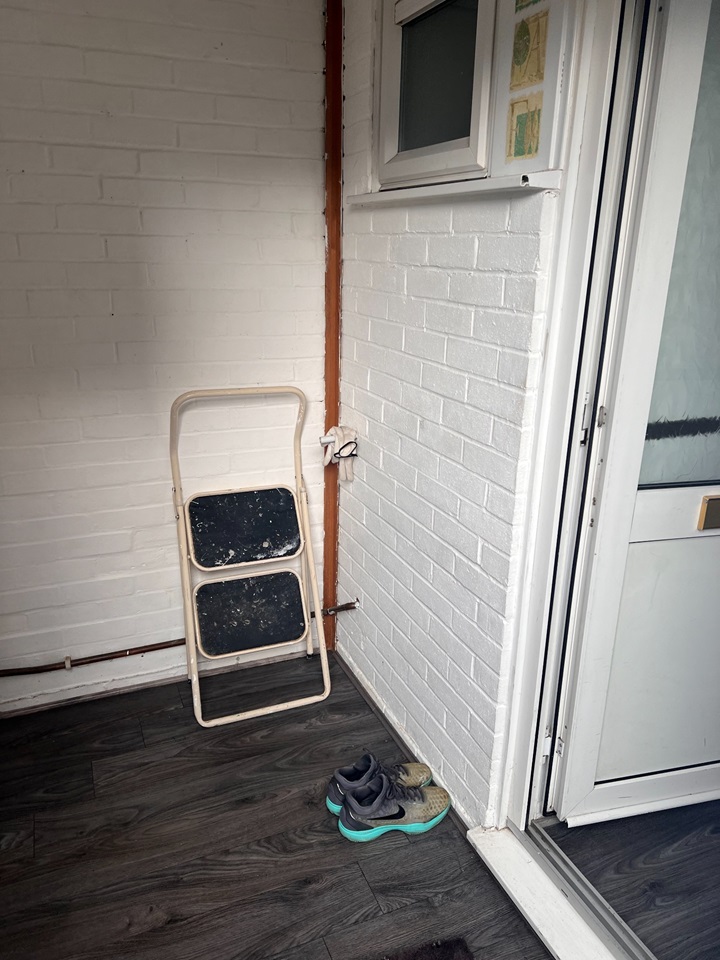 Redhill 3 Bed Terraced House, Redhill, RH1 To Rent Now for £1,950.