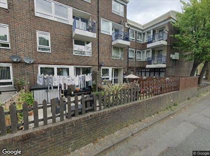 1 Bed Flat, Abbott Road, E14