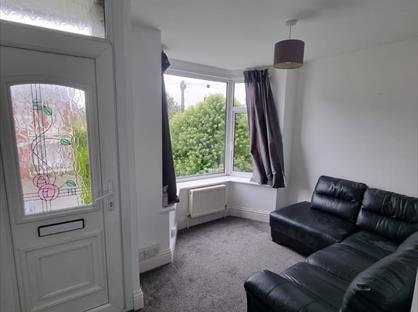 1 Bed Flat, Mayfield Avenue, CT16