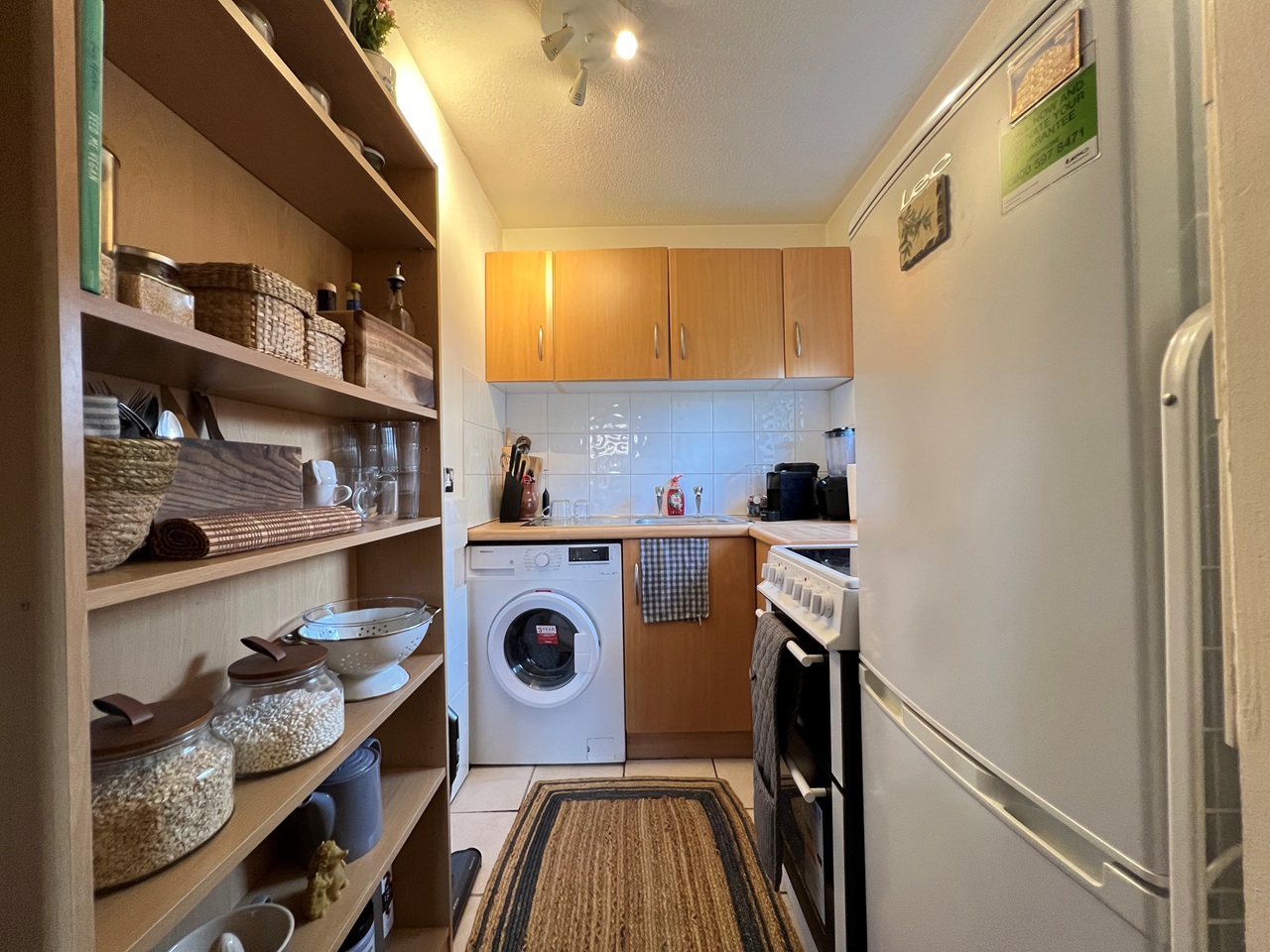 London Studio Flat, Bethnal Green, E1 To Rent Now for £1,400.00 p/m