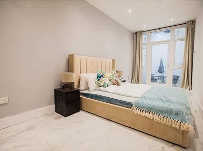 3 Bed Terraced House, London, SW6