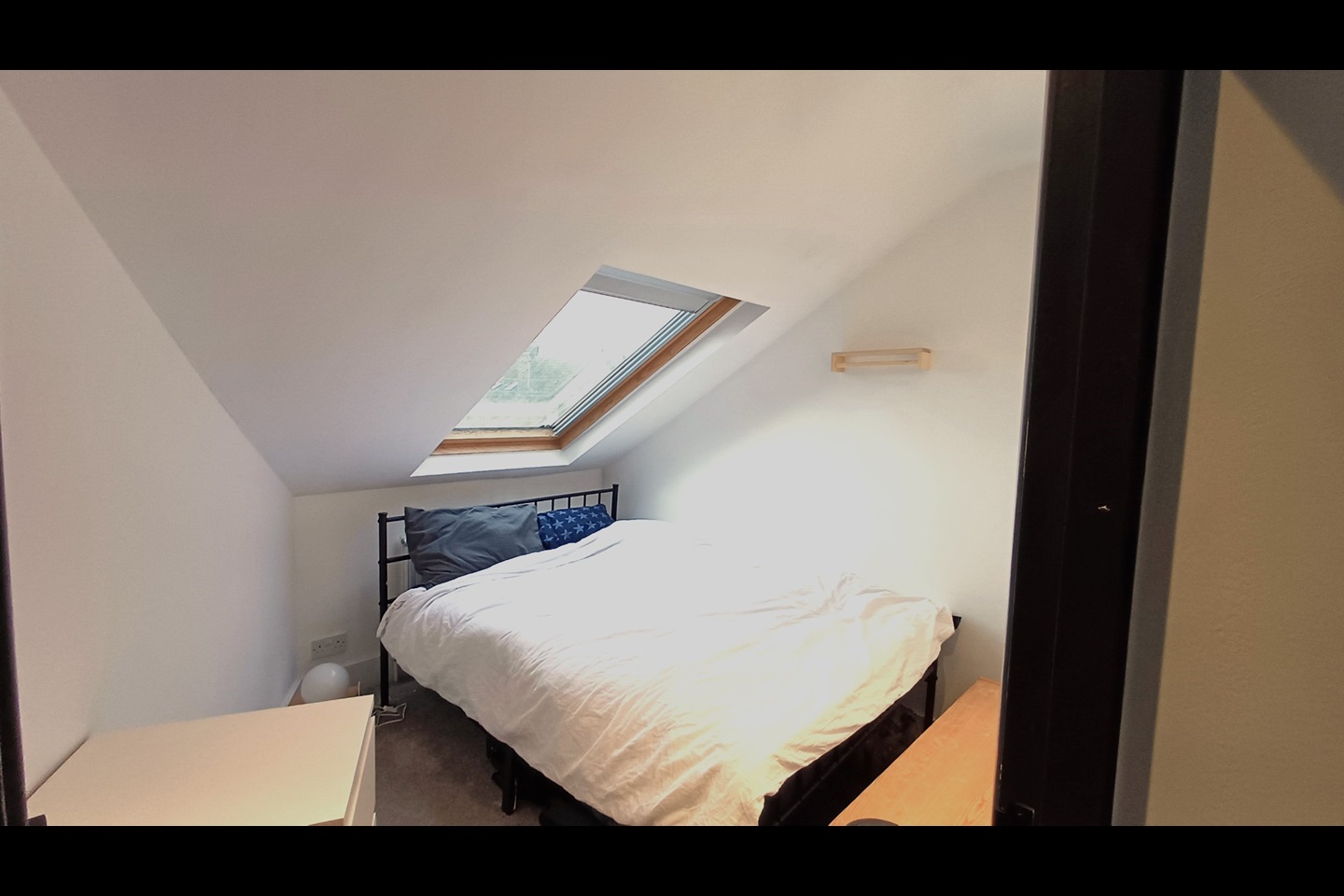 Kingston Upon Thames 2 Bed Flat, Fassett Road, KT1 To Rent Now for £1,700.00 p/m