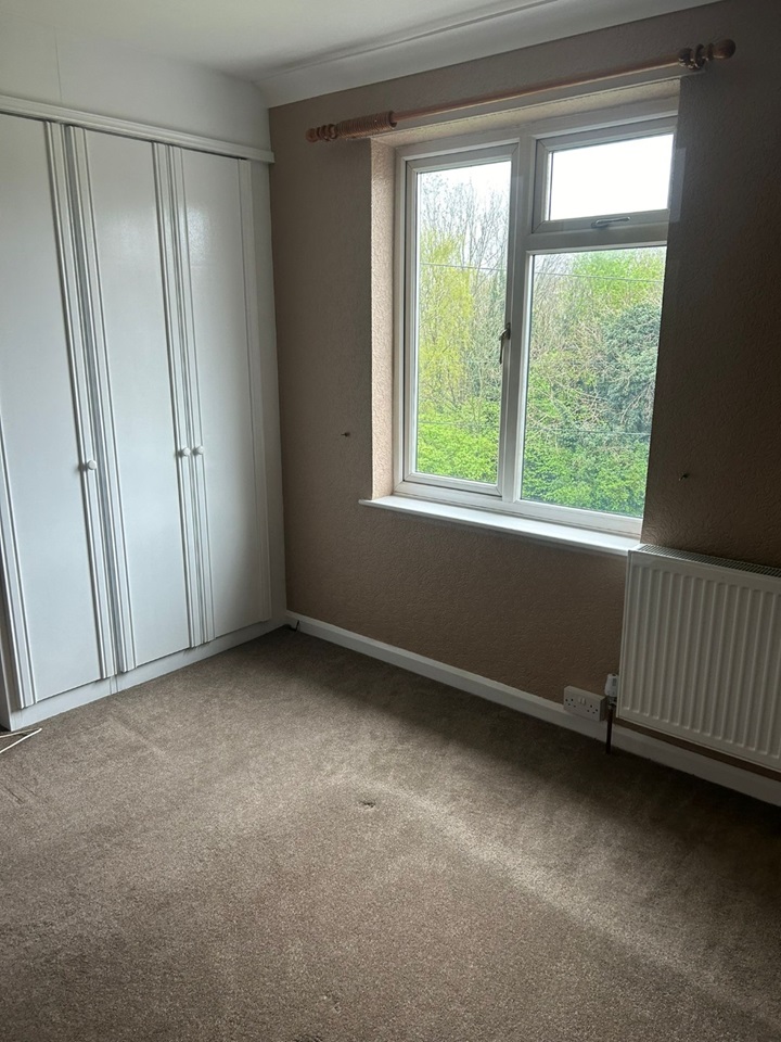 Halesowen 2 Bed SemiDetached House, Hill Bank Road, B63 To Rent