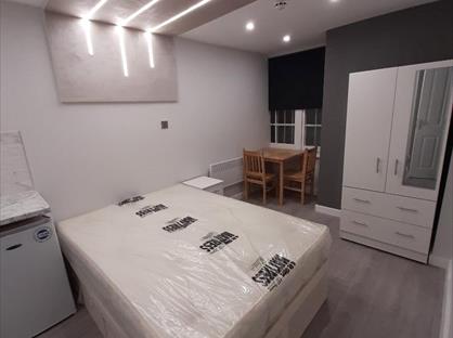Studio Flat, Paddington / Lancaster Gate, W2