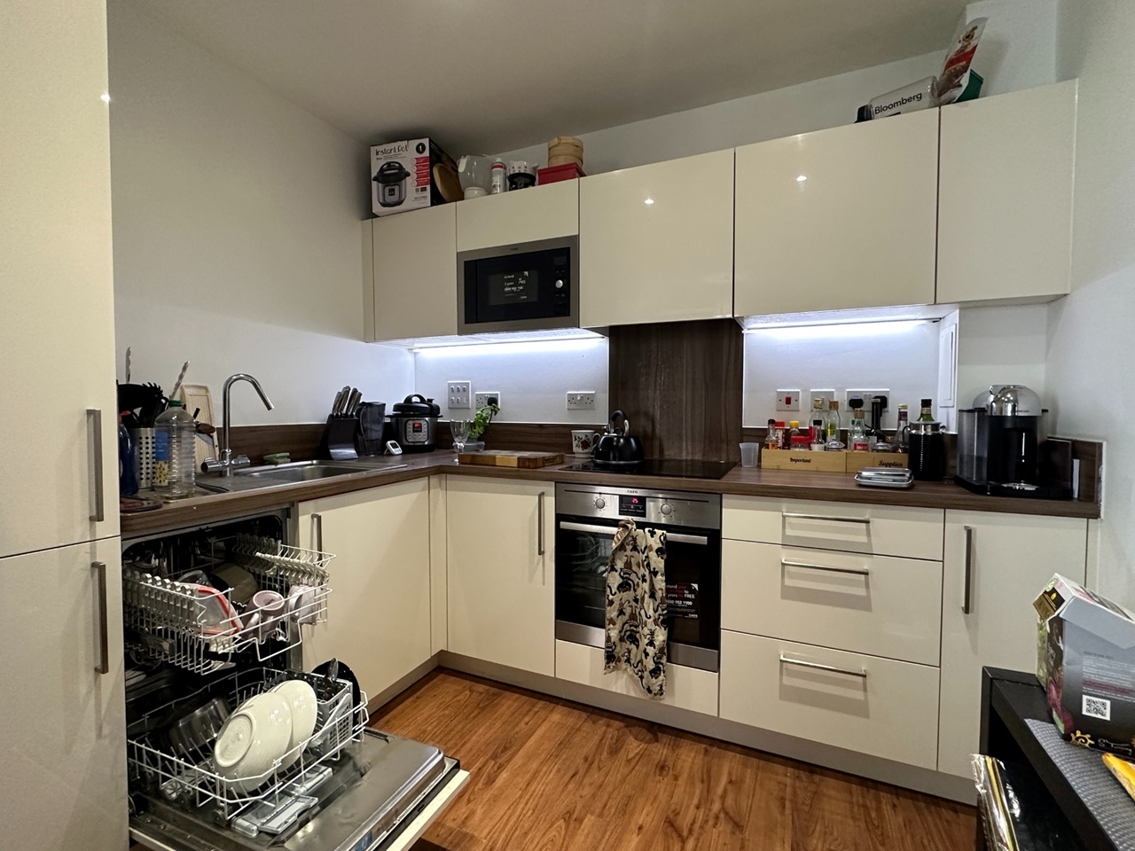 London 1 Bed Flat, Kingfisher Heights, E16 To Rent Now for £1,850.