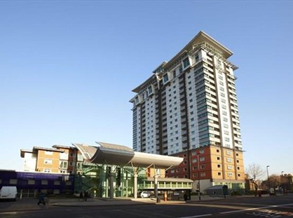 Room in a Shared Flat, Century House, SE1
