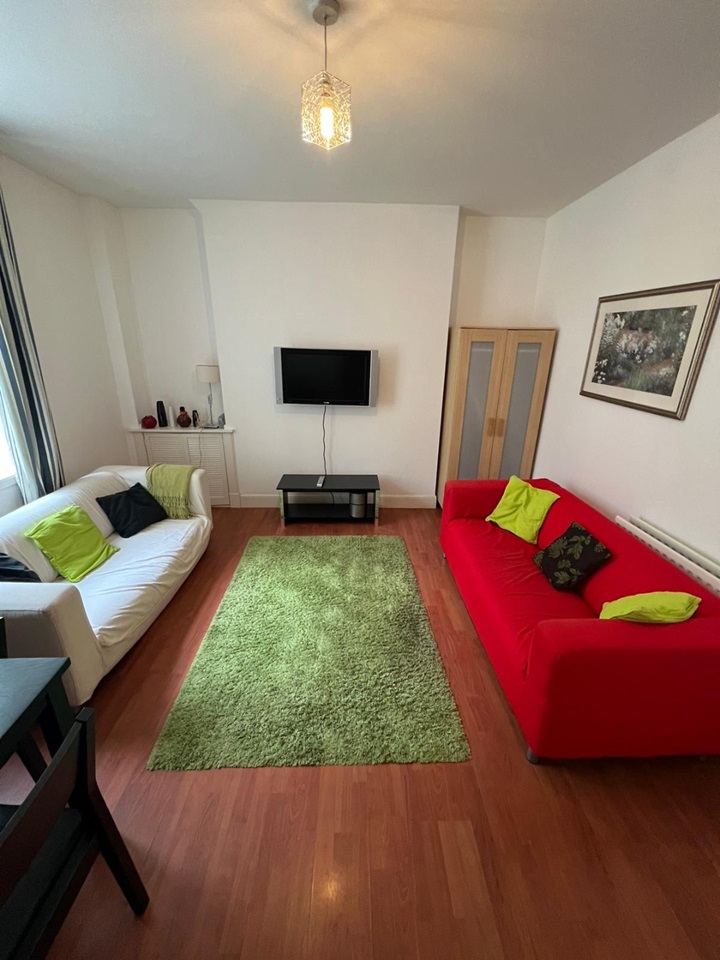 Aberdeen 1 Bed Flat, Ashvale Place, AB10 To Rent Now for £575.00 p/m