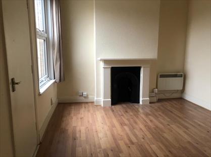 Room in a Shared House, Birdhurst Rise, CR2