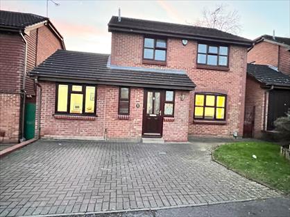3 Bed Detached House, Fleetham Gardens, RG6
