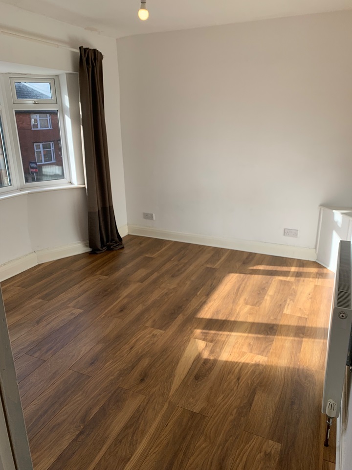 Moston, Manchester 3 Bed SemiDetached House, Rosslyn Road, M40 To